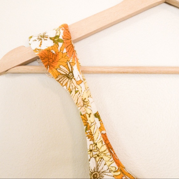 Urban Outfitters  Jewel Ruffle Cropped Tank Top Size Small - Picture 7 of 8